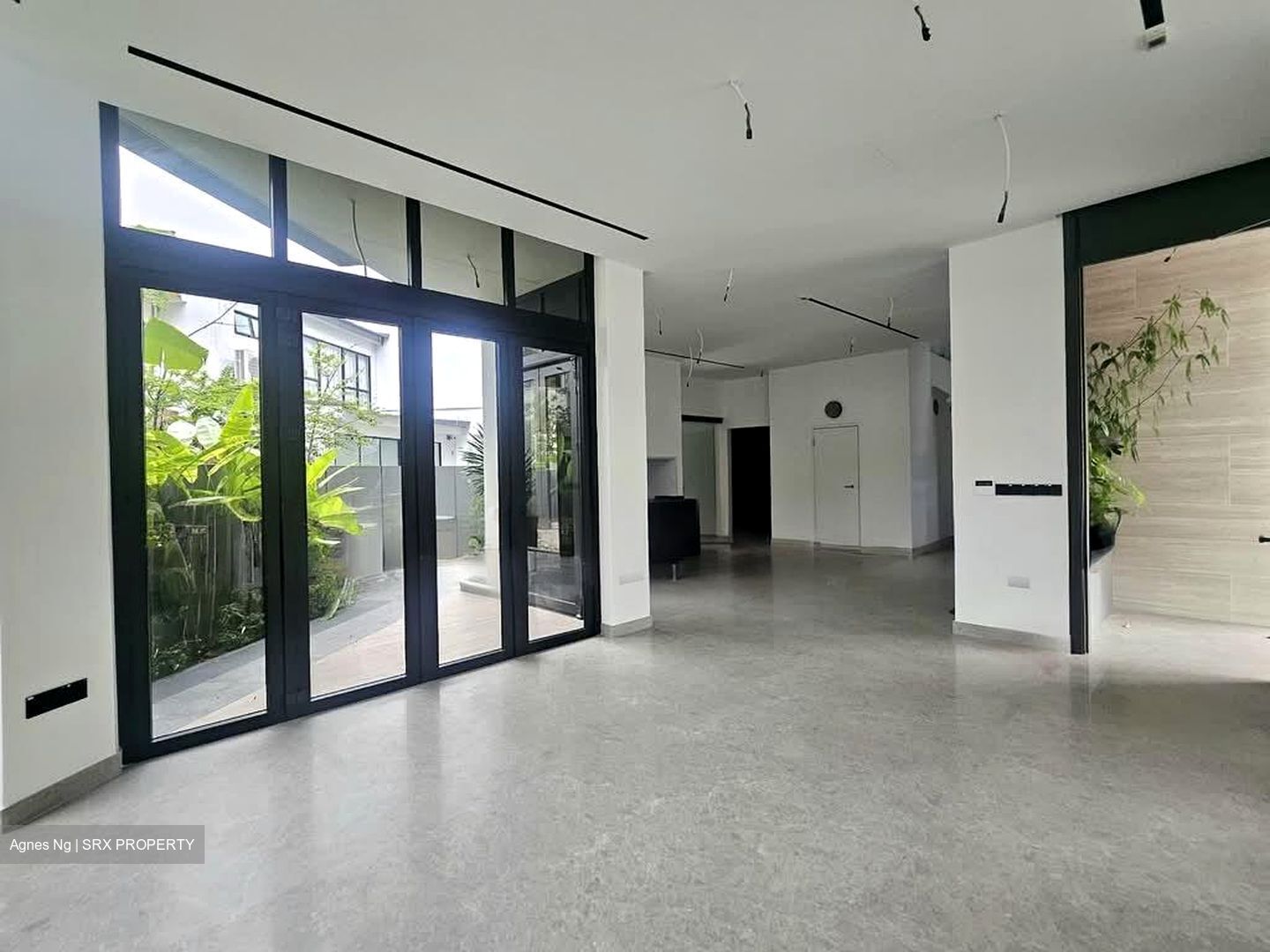 Yong Seng Estate (D14), Semi-Detached #556428211